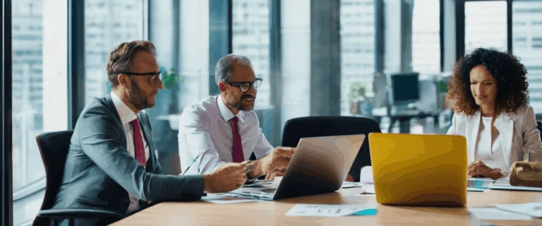 CFO et CFA : quelle différence en finance (et les faux amis)