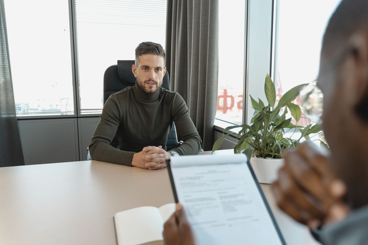 Offres d'emploi en recul, CDI moins fréquents : ce que montre le Hiring Lab d'Indeed cet automne